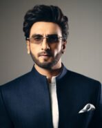 Police Oval Sunglasses MS-1130 - Image 2